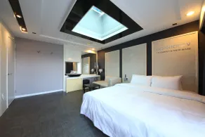Moonbay Hotel - Room