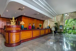 Halong Plaza Hotel - Rezeption
