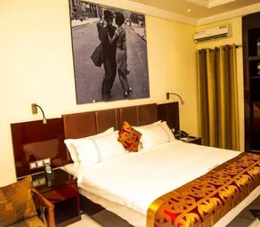 Capitole Hotel - Room
