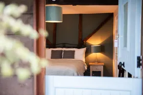 The Talkhouse - Room