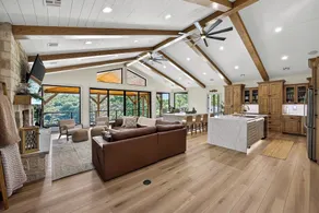 Lake Views, Big Deck, Hot Tub, Fire Pit, Game Room - Interiör