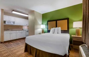 Extended Stay America Suites - Daytona Beach - International Speedway - Room