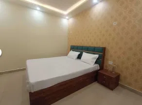 Super OYO Hotel O Rakabganj Crossway Ayodhya Formerly Ramaland Homestay - Room