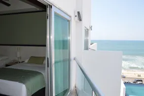 Coral Island Beach View Hotel - Vue de la chambre