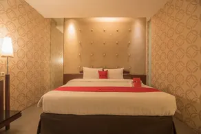 RedDoorz Plus @ Cipaganti Street 3 - Chambre