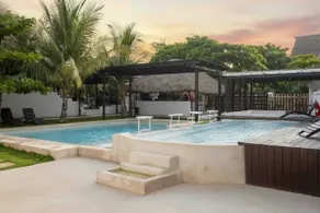Hot Chipilin El Paredon - Pool