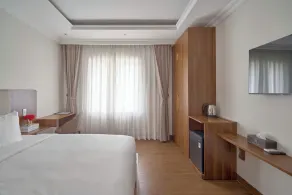Lyns Hotel - Vue de la chambre