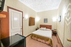 Hotel Sahara Inn - Room
