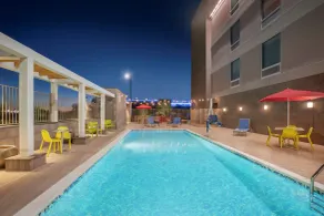 Home2 Suites by Hilton Phoenix Avondale - Piscine