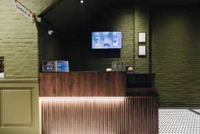 Hotel NuVe Heritage - Concierge desk
