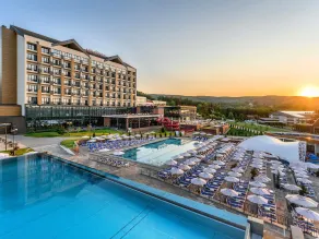 Movenpick Resort and Spa Fruske Terme - Pool