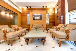 Hotel Leela Grande - Reception