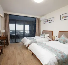 Poltton International Apartment Jinding - Room