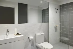 Punthill Oakleigh - Bathroom