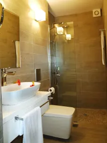 Ariadnes Holiday Accommodation - Baño
