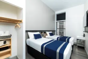 The Americana Inn - Chambre