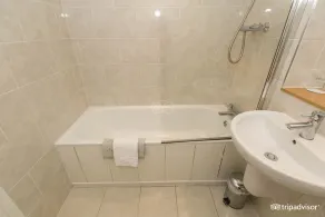 The Bridge Hotel and Spa - Baño