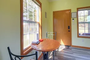Quiet Millington Tiny House Near Naval Air Base! - Intérieur