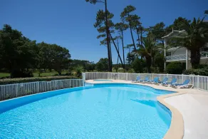 Madame Vacances Residence Du Golf - Piscina