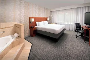 Courtyard by Marriott Lufkin - Piscine