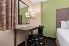 La Quinta by Wyndham San Antonio Medical Ctr. NW - Room