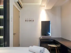 Nice And Cozy Living 2Br Apartment At Green Bay Pluit - Room