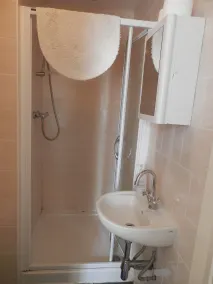 Shamrock Guest House - Badezimmer