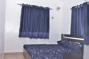 Luxurious 3-Bedroom Apartment in Alimosho, Lagos - Værelse