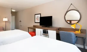 Hampton Inn Phoenix-Airport North - Room
