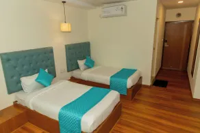 Joven's central hotel - Quarto