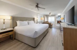 Pelican Inn & Suites - Chambre