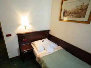 EA Hotel Downtown - Værelse