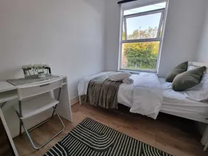 Easy Rooms - London Luton Airport - Chambre