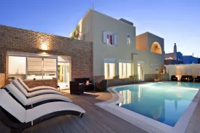 Gianna Suites - Piscine