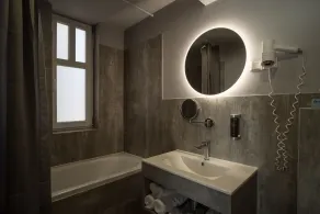 Hotel Civitas - Bathroom