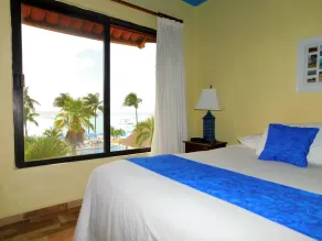 Nautibeach Beach Front Condos in North Beach - Vue de la chambre