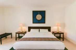 Legong Keraton Beach Hotel - Chambre