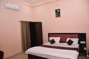 Shree Ram Shabd Guest House - Værelse