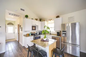 Center Point Countryside Cottage w/ Deck, Grill! - Interiør