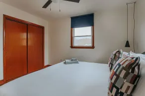 Millhouse - Room