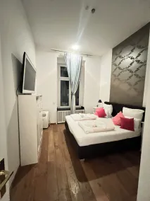 Haven Hotels - Helvetia Suites Düsseldorf City - Room