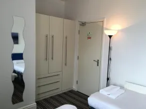 OYO Wave Crest Hotel - Room