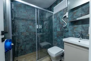 Nova Prime - Bathroom