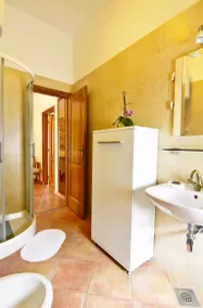 Bright stay with shared pool BBQ in Tar - Bagno