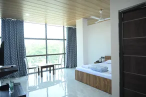 Hotel Hill View Grandeur - Room