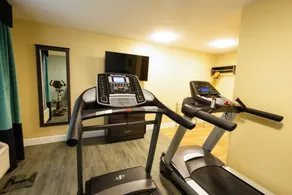 Hawthorn Extended Stay by Wyndham Saint Robert - Salle de remise en forme