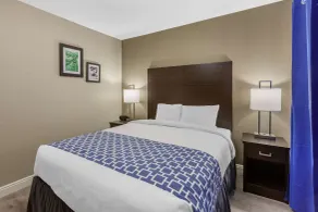 Rodeway Inn & Suites Ontario - Chambre
