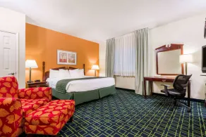 Baymont by Wyndham Greensburg - Habitación