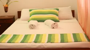 Indi Rose Garden - Chambre