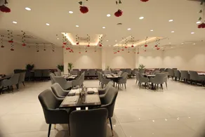 SNJ Taj Grand - Restaurant